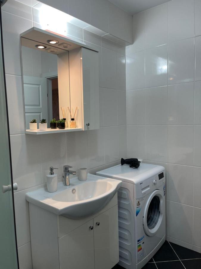 Welcome To Bucharest Airport Residences & Therme-Self Check-In 奥托佩尼 外观 照片