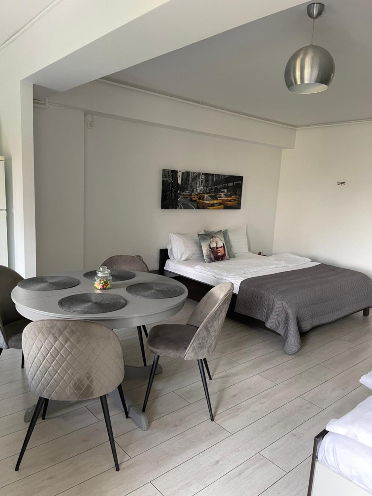Welcome To Bucharest Airport Residences & Therme-Self Check-In 奥托佩尼 外观 照片