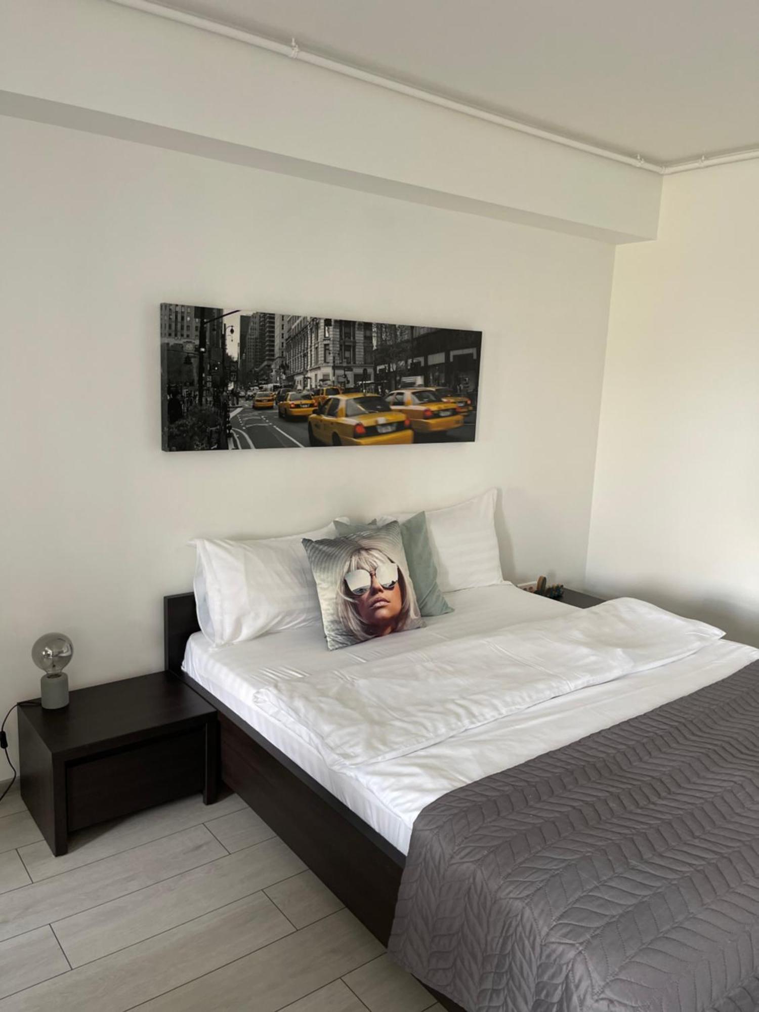 Welcome To Bucharest Airport Residences & Therme-Self Check-In 奥托佩尼 外观 照片